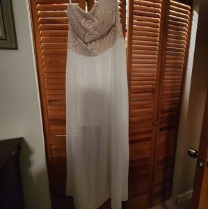 White sleeves Maxi Dress